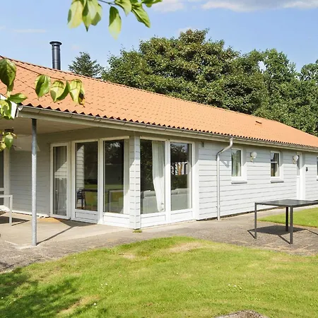 Semesterbostad 8 Person In