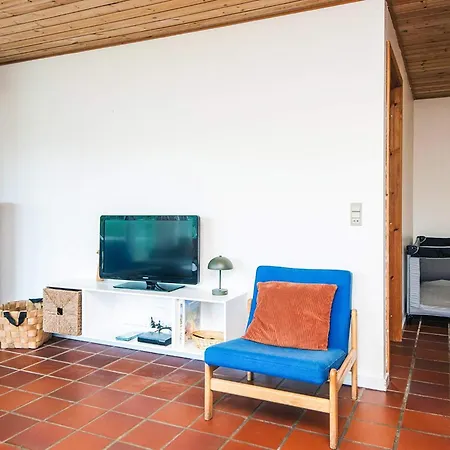 8 Person In Semesterbostad *