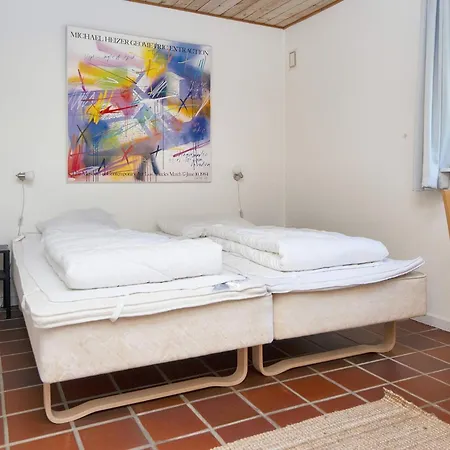 Semesterbostad 8 Person In